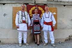 From-military-uniform-to-the-traditional-costume